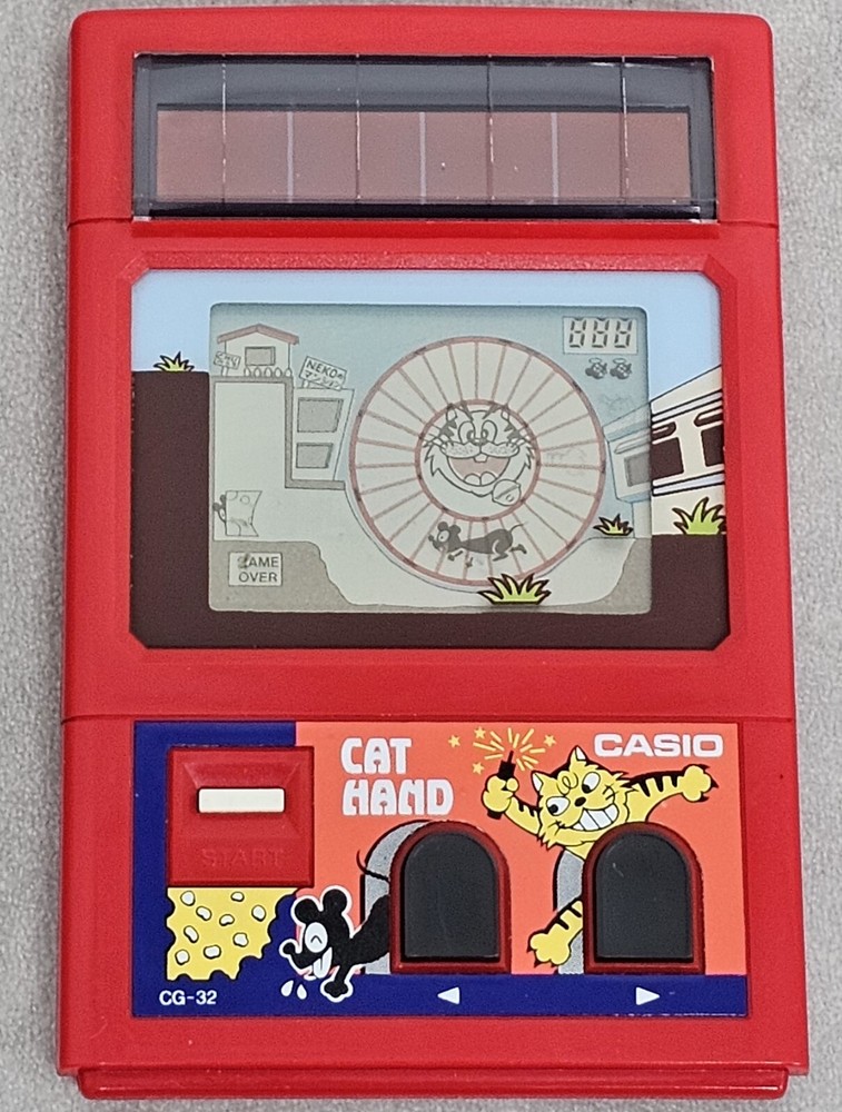 Casio Solar Cat Hunt CG-32 LCD Laptop