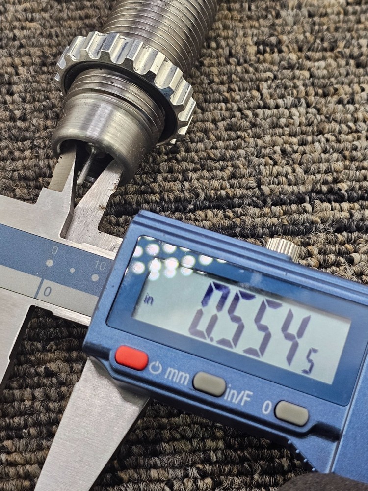 LEE LEE-DECAP-D5: Universal Heavy Duty Decapping Die Replacement