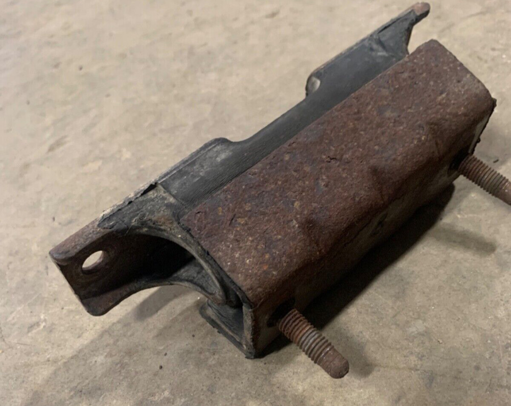 Automatic Allison Transmission Mount 15068560