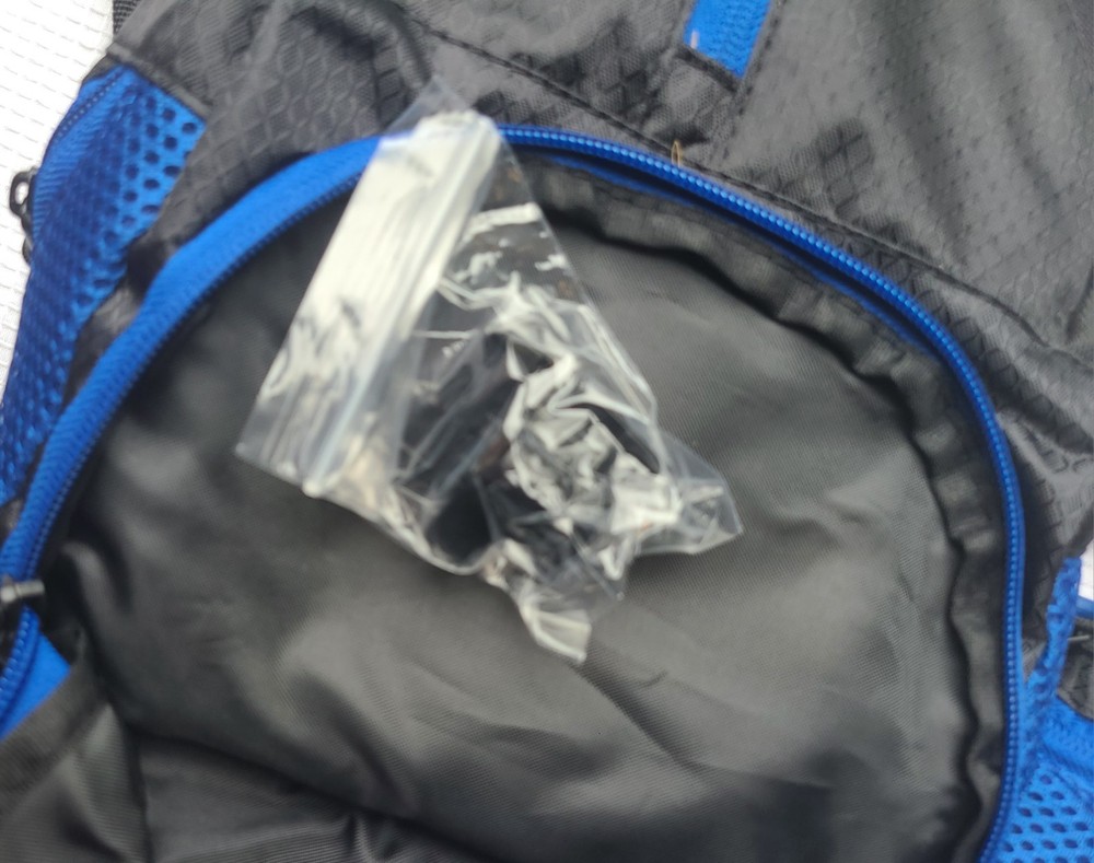 InnerFit Insulated Hydration Backpack Durable Camel Blue BRAND NEW WITH BLADDER