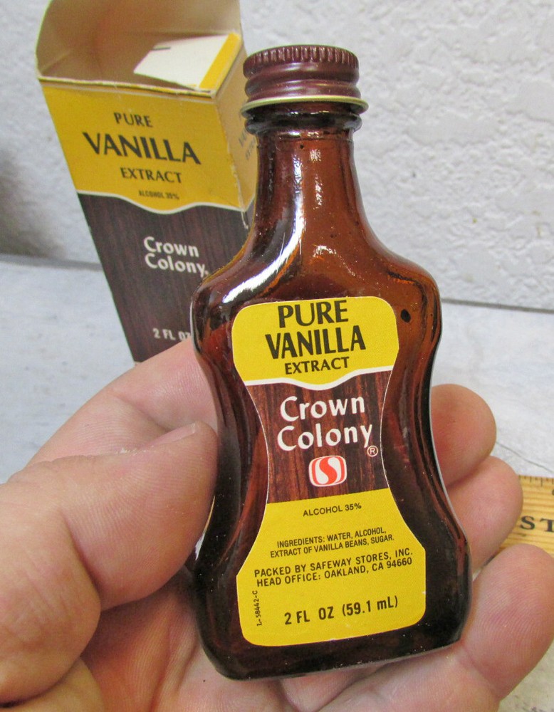 Crown Colony Pure Vanilla Extract 2 oz Bottle & box, some still left, nice decor