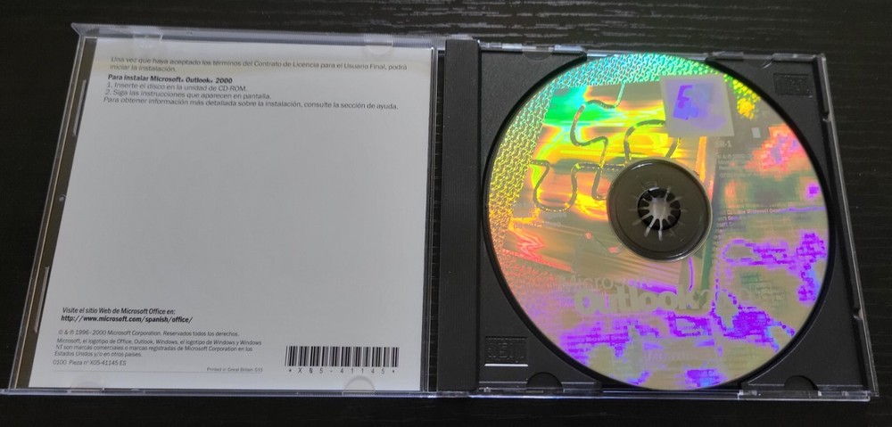 Microsoft Small Business Server 2000 in Spanish - Rare finding