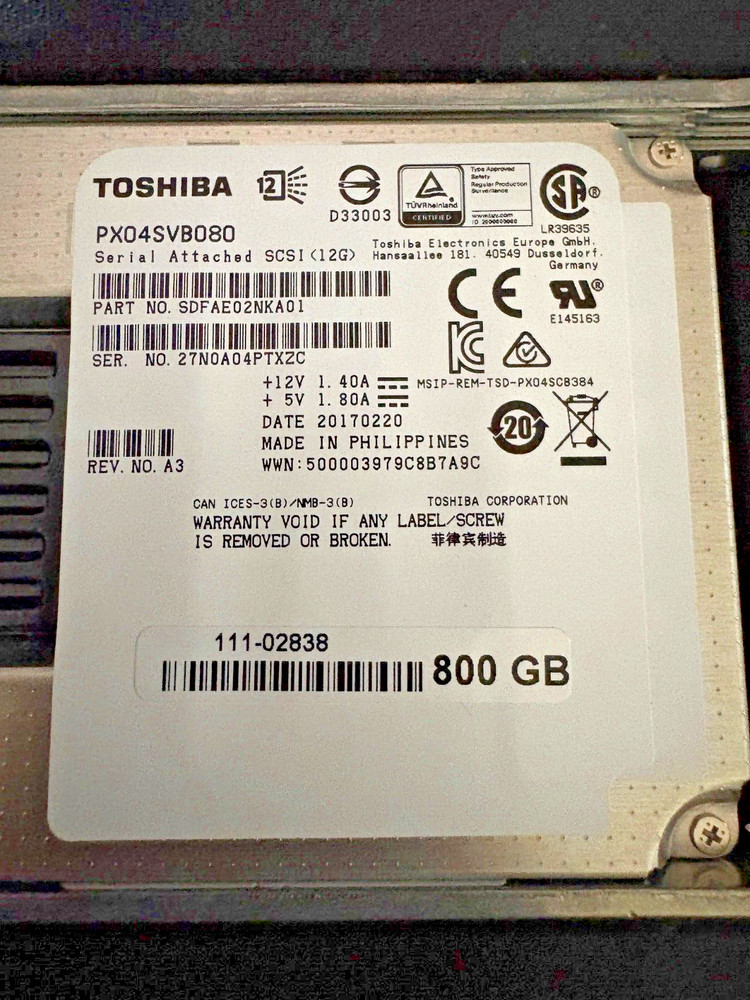 TOSHIBA PX04SVB080 - 800GB SAS SSD - 6Gbps -- NETAPP 111-02838