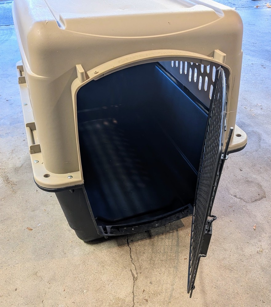 Petmate Tan Vari Dog Kennel, 3625X27"