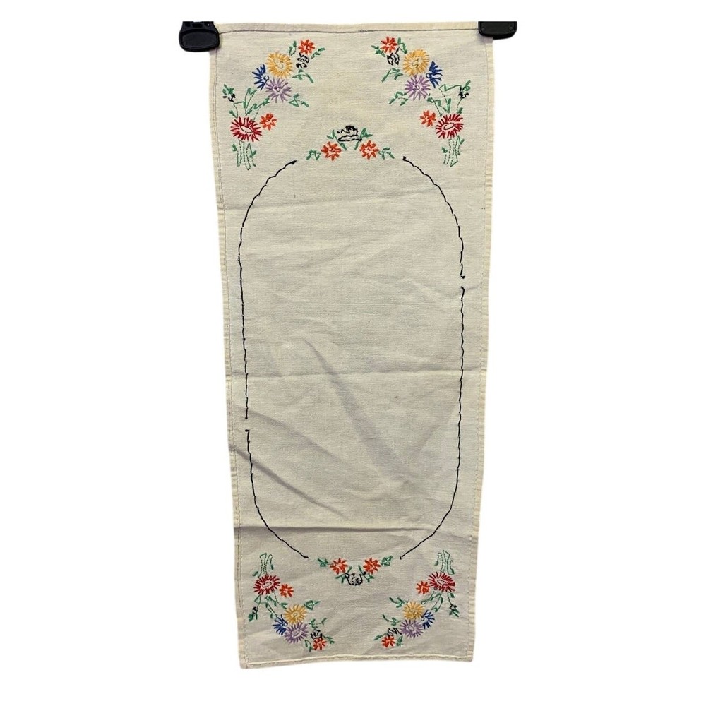 Handmade Needlepoint Daisy Flowers Cotton Blend Rectangle Table Runner Decor
