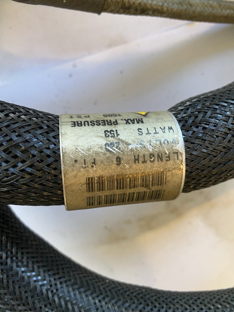 Nordson 6ft Hose PN274792C for Hot Melt Adhesive (Black), Rectangular Plug`