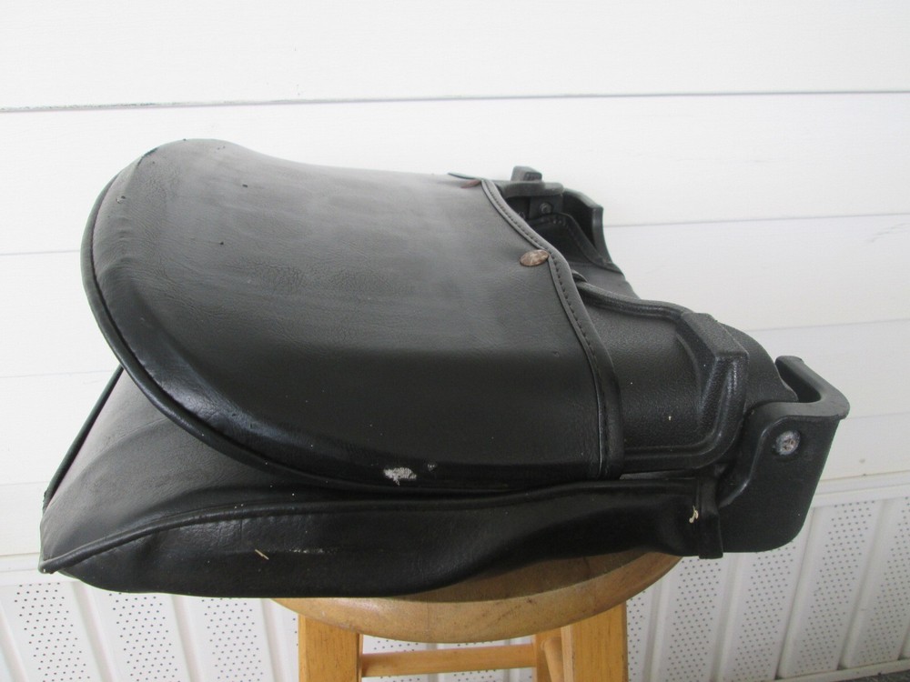 Small Seat w/ Flaws (see pics) # 5449