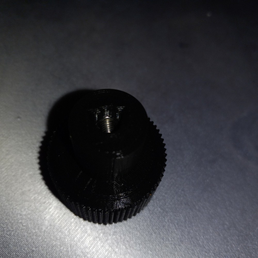 Replacement Telescope focus knob Universal 8mm tuner slot. 20mm outer diameter