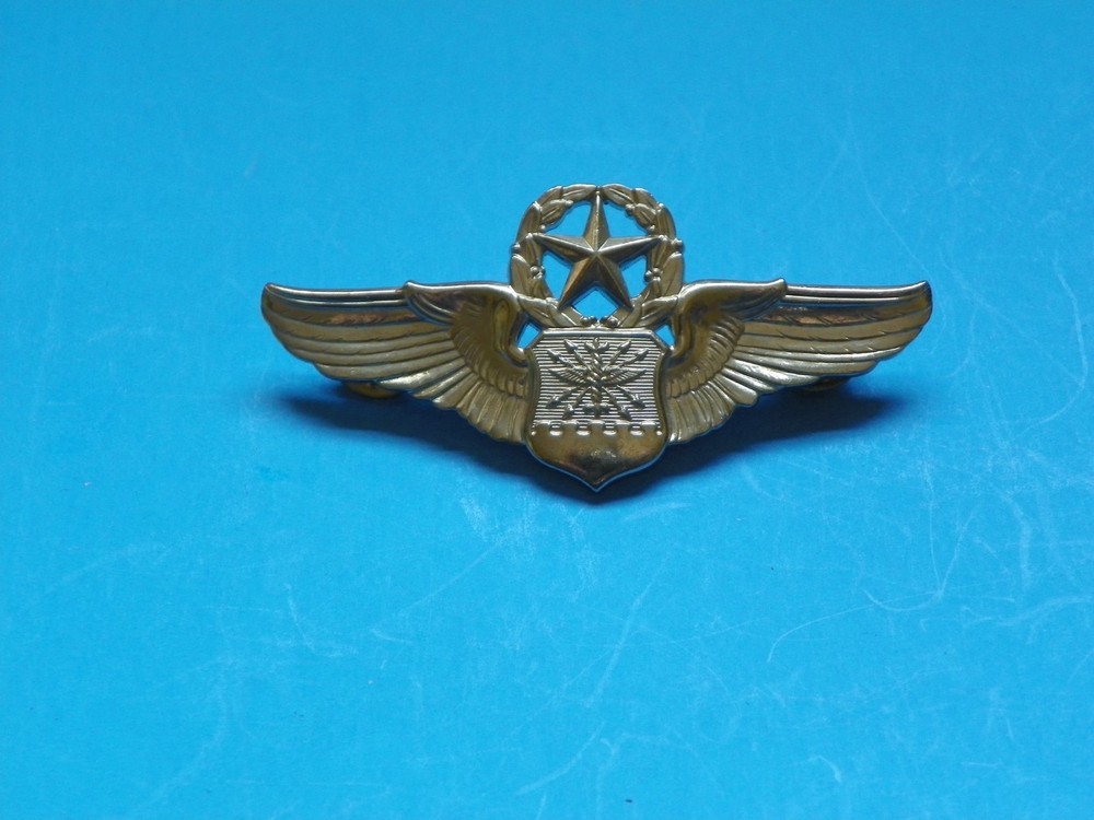 VIETNAM ORIGINAL 3"  U.S. AIRFORCE MASTER NAVIGATOR WING-MAKER MARKED