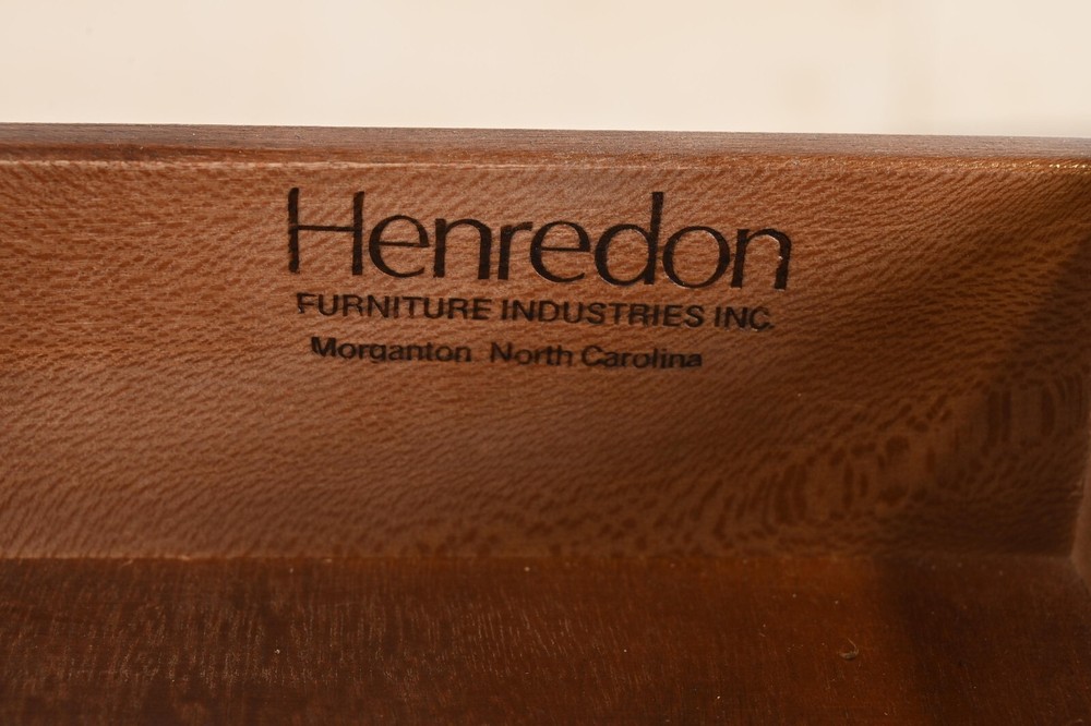 Henredon Queen Anne Solid Cherry Wood Sideboard Credenza