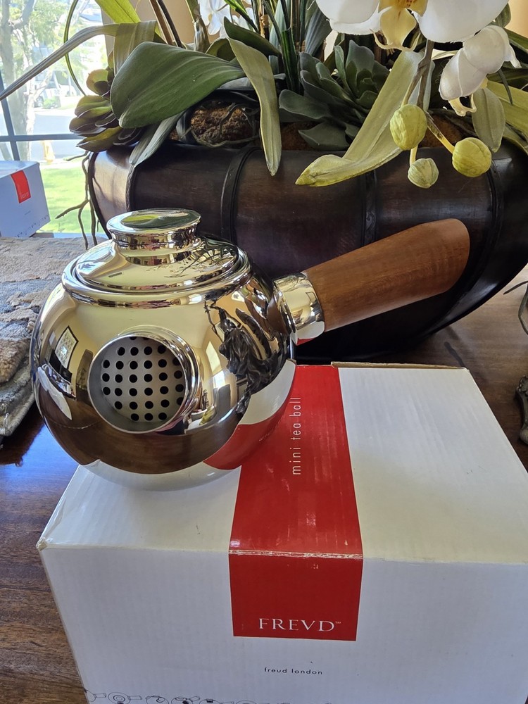 Freud Mini Tea Ball - NEW