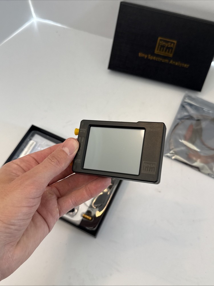 Handheld Spectrum Analyzer 100kHz-960MHz Professional Analyzers