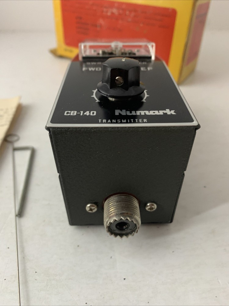 Numark CB-140 SWR/FS CB RF Multi Meter with original box & antenna