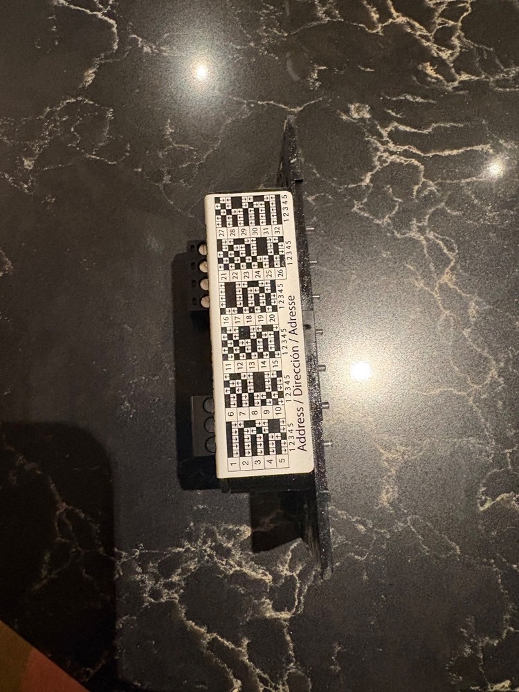 Lutron wired keypad FROM WORKING SYSTEM-NO BUTTONS QS Illumination Interactive