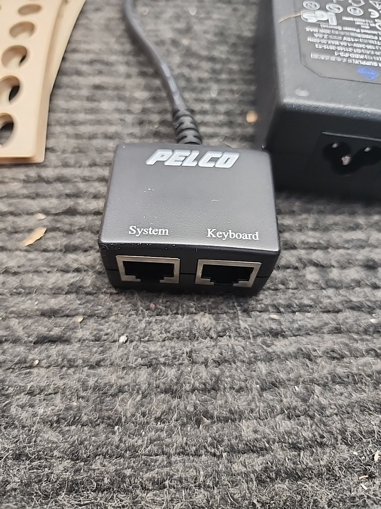 PELCO CM9760-KBR-US INTELLIGENT SYSTEM/PTZ JOYSTICK CONTROLLER FOR SPECTRA