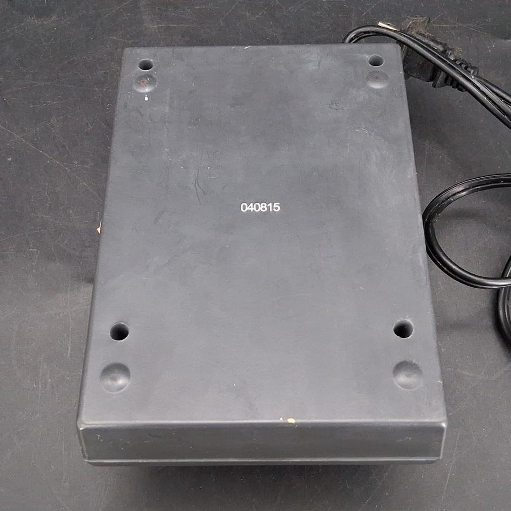 Spectrum Magnum 44-6681 Variable DC Hobby Transformer Train Controller Turns On