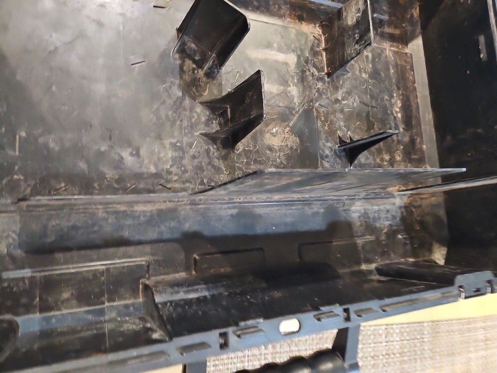 24" Handle DEWALT EMPTY CASE FOR TOOL Heavy Duty Hard Plastic Container Lockable