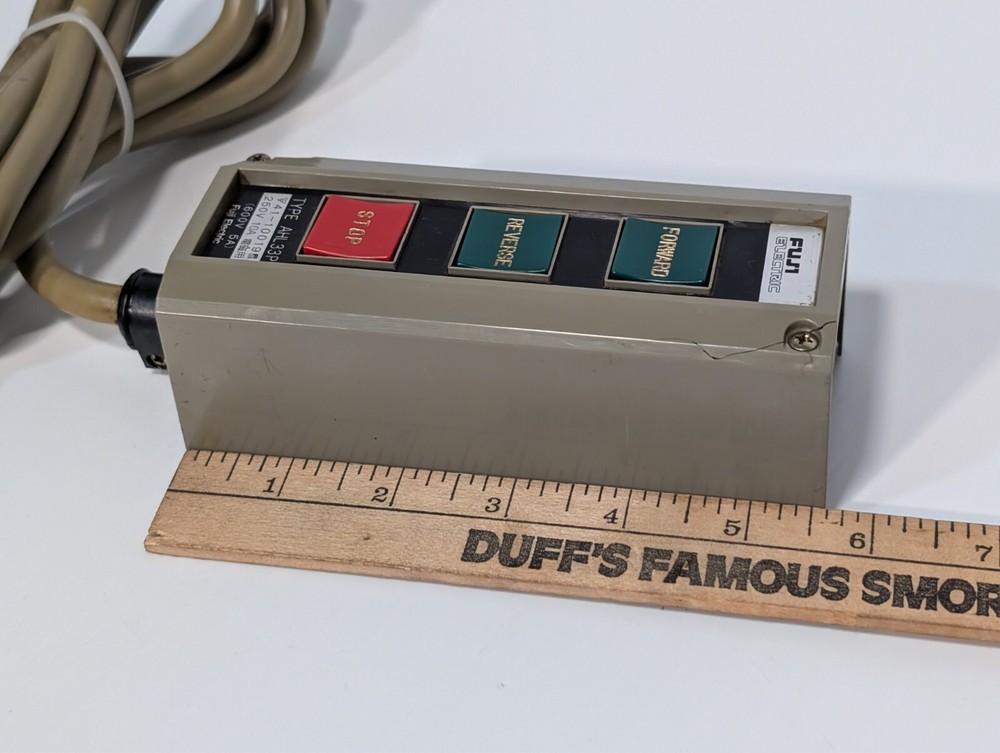 Fuji Electric AHL33P Control Box / Switch, Forward Stop Reverse Buttons