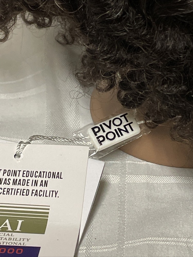 Pivot Point Mannequin Head With Beard Damaged Box