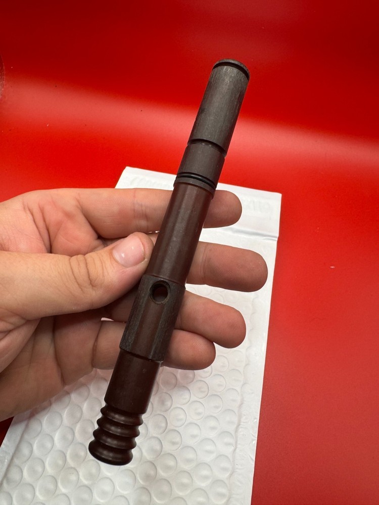 Bob Long 2k2 Intimidator Bolt