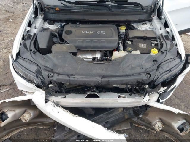 CHEROKEE 2019 Glove Box 4983555