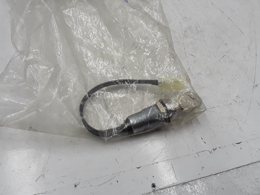 Minuteman 747024 Key Switch