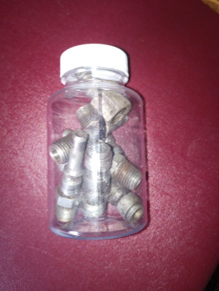 Eight Air Tool Quick Connectors