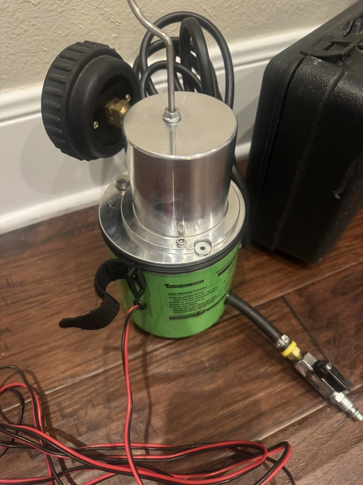 Cornwell Quality Tools Redline Leak Detector/Smoke Machine