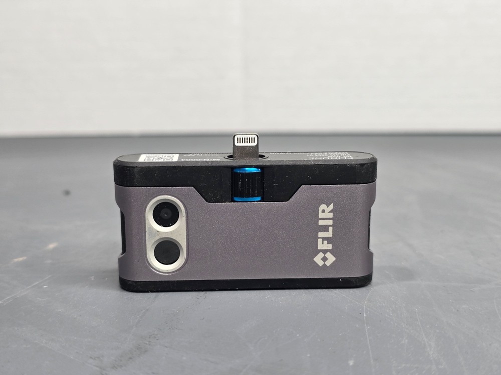 FLIR One Pro Thermal Imaging Camera for iPhone 435-0004-01