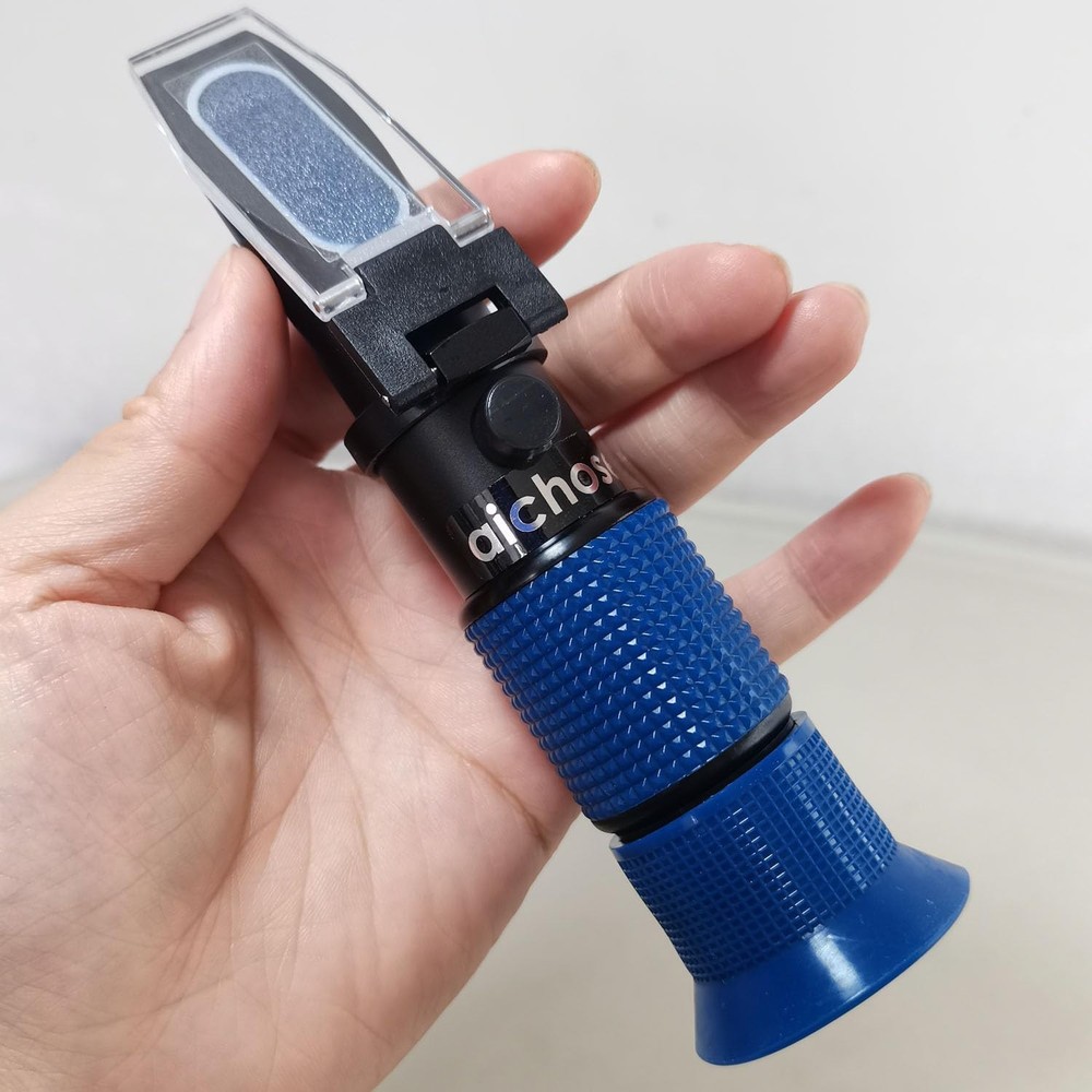 Refractometer Kit for Measuring Sugar in Fruits & Drinks