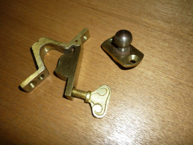 VINTAGE BRASS SASH WINDOW LOCK