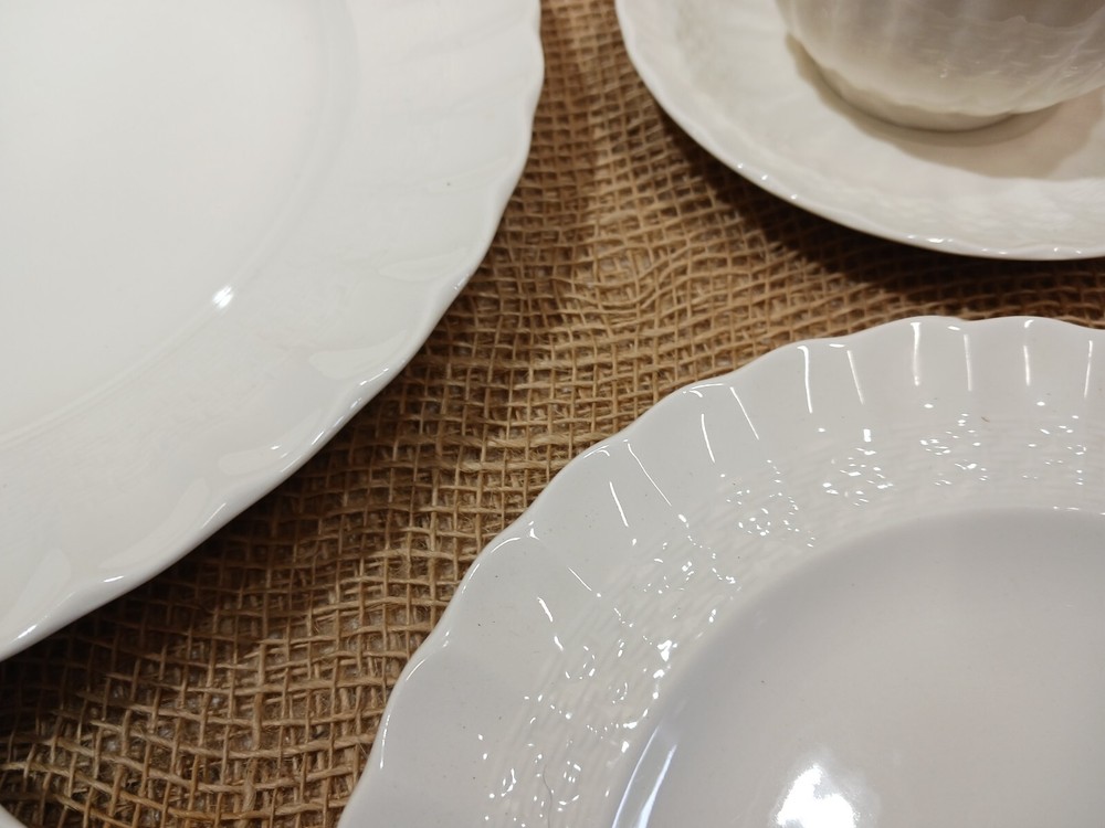 Spode CHELSEA WICKER 5-piece place setting; NWT