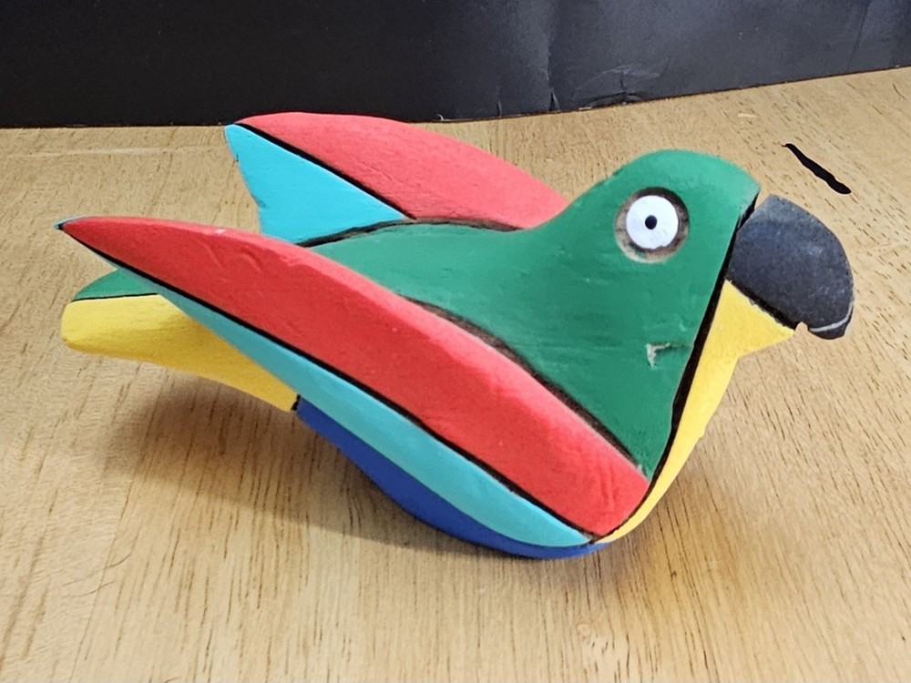 Colorul Paper Mache Parrot