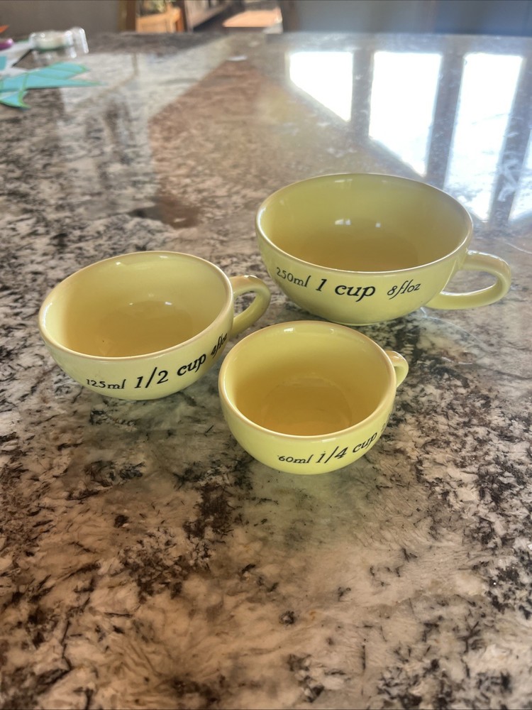 Stackable Ceramic Measuring Cups Set in Yellow