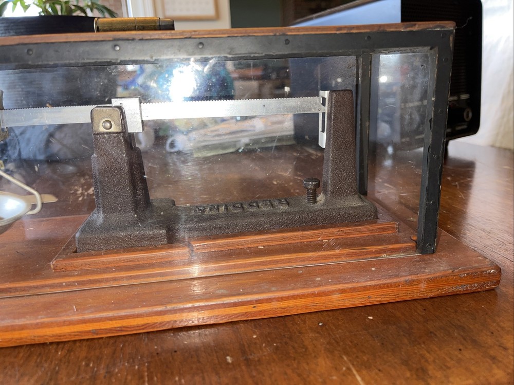 REDDING Hunter Man Cave Scale With Home Made Box For Display Powder Reloading