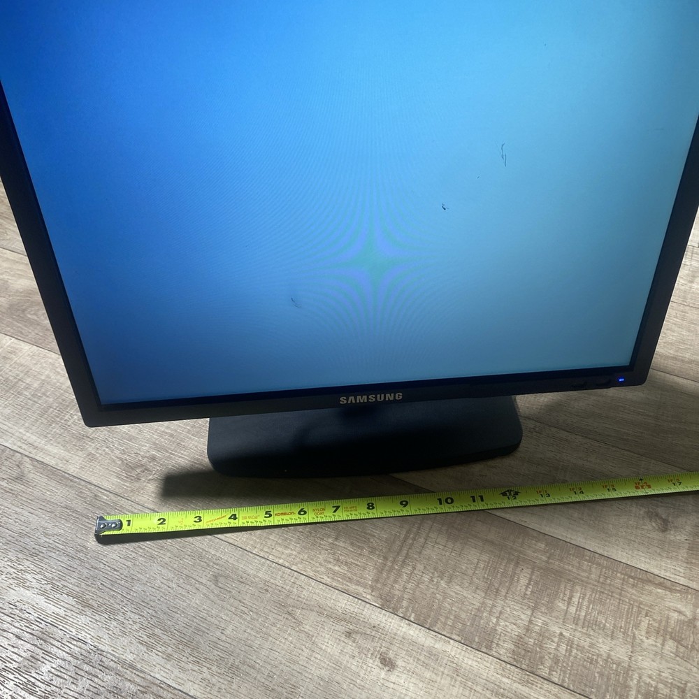 ENHANCED VISION ACROBAT ACVE19A LCD VIDEO MAGNIFIER on SAMSUNG SYNCMASTER 943N