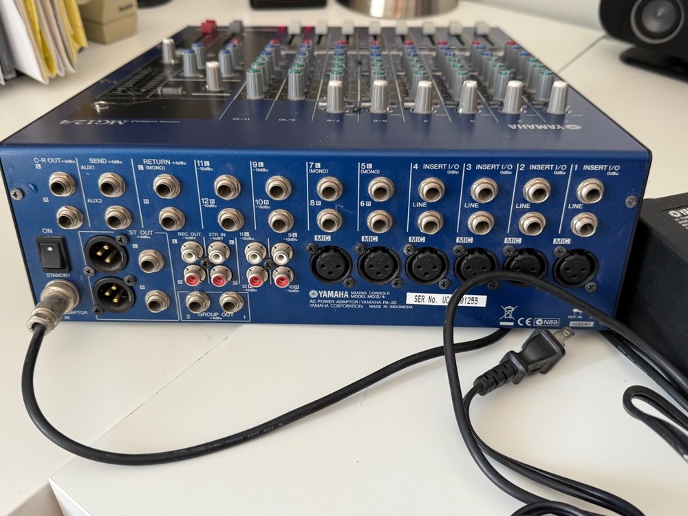 Yamaha MG 12/4 Analog Mixer