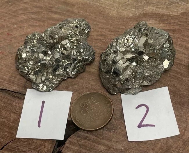ONE Sparkly Pyrite Specimen 31,42 grams