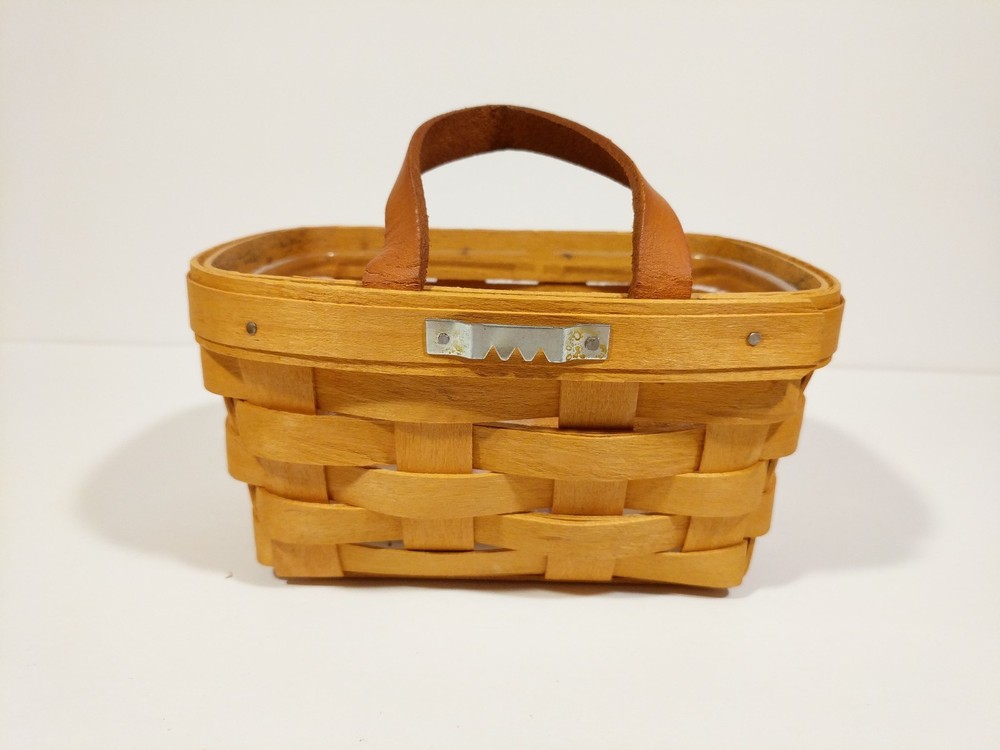 Longaberger Small Cake Basket 11011