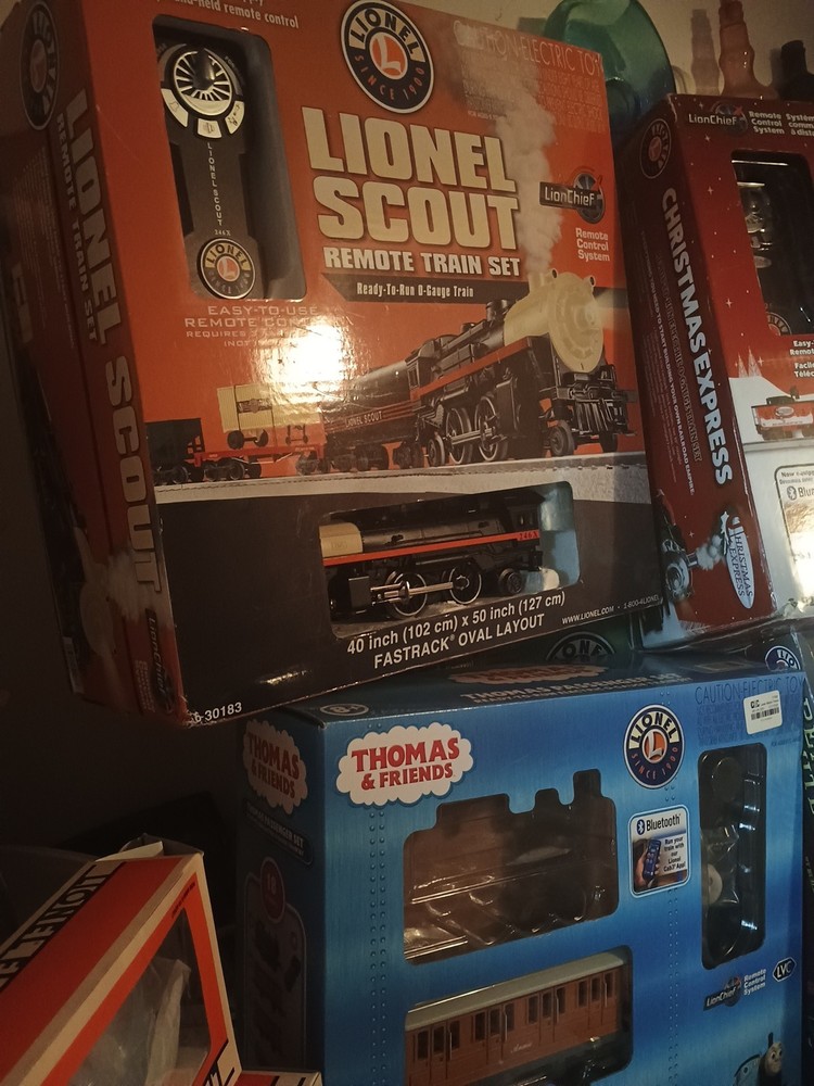 lionel scout train set