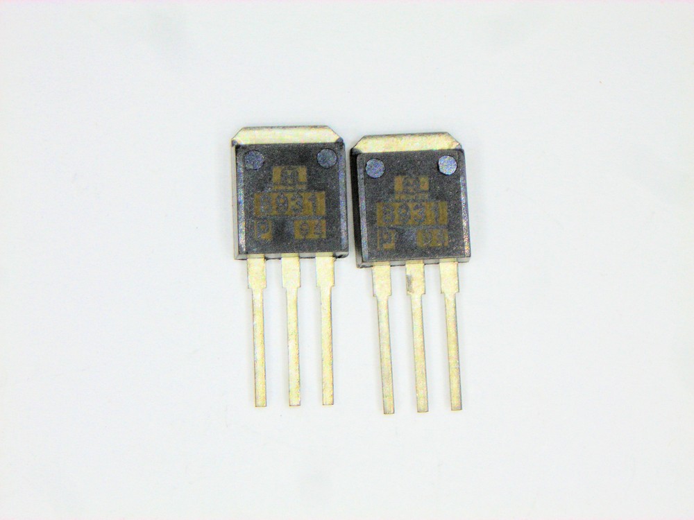 2SB931 "Original" Panasonic (Matsushita) Transistor 2 pcs