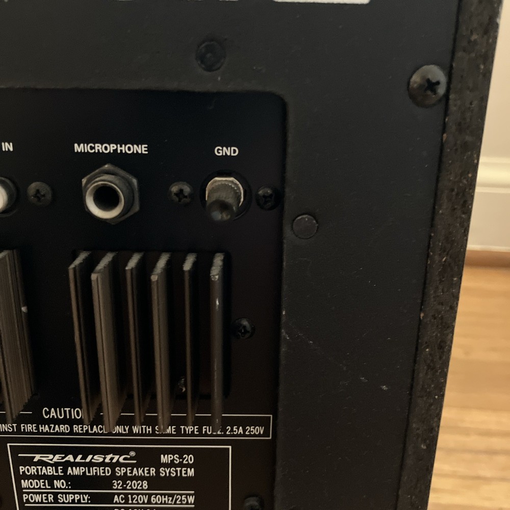 Realistic Portable Amplified Speaker System MPS-20