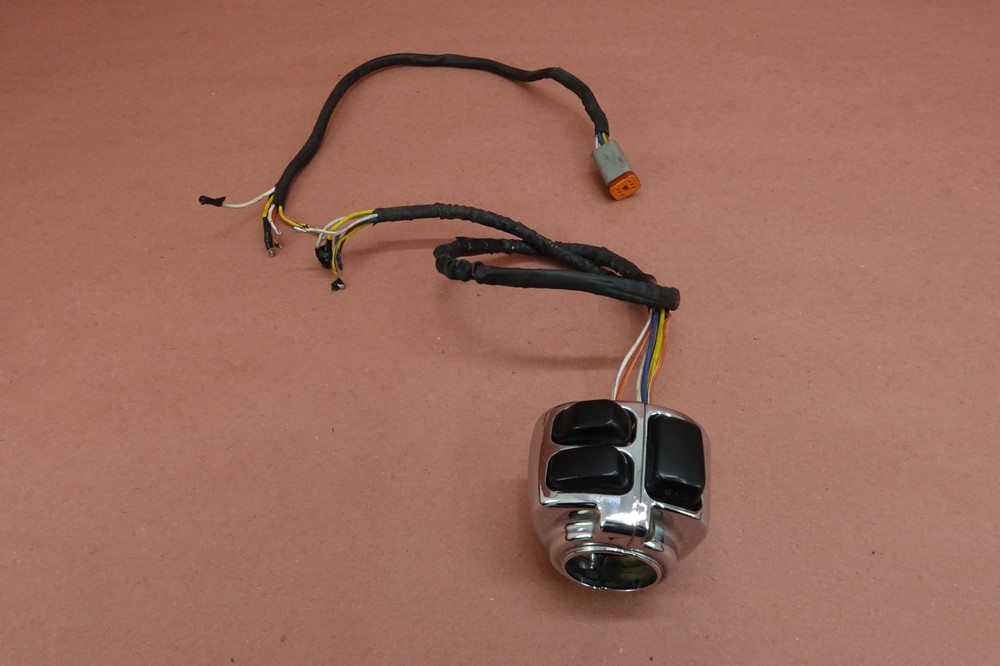 2000-2009 HARLEY-DAVIDSON FXSTSI Softail Springer Left Hand Switch Control