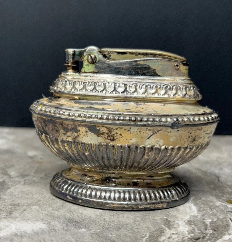 Queen Anne Ronson Table Lighter 1940s Silver Plated Needs Work 2” Tall