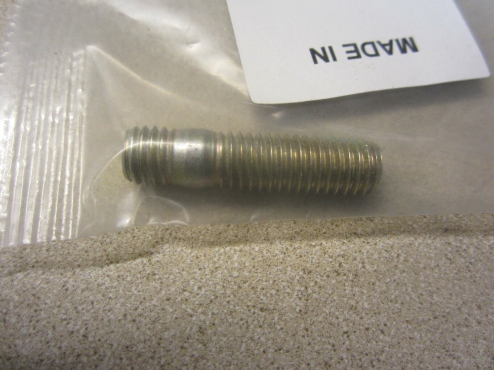 Perkins 2313F059 Stud