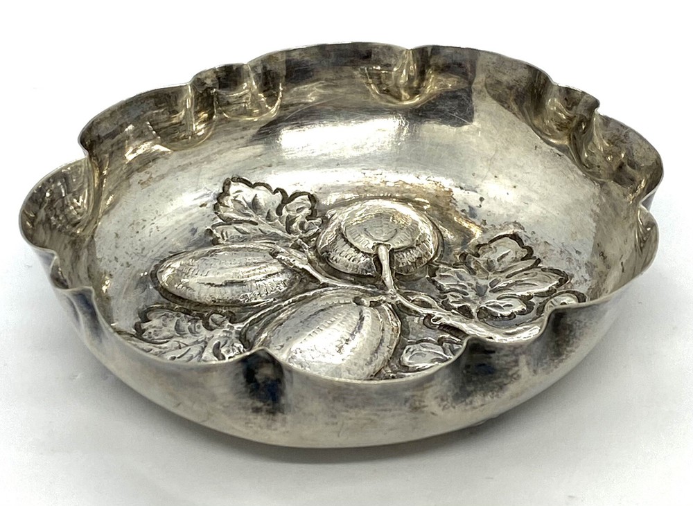 Antique Austrian Sterling Silver Repousee Nut Dish 3.1/2”