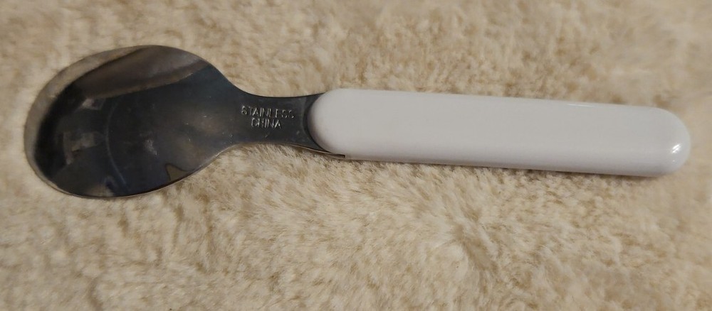 Nabisco Barnum's Animals Commemorative Plate Spoon Fork Bowl