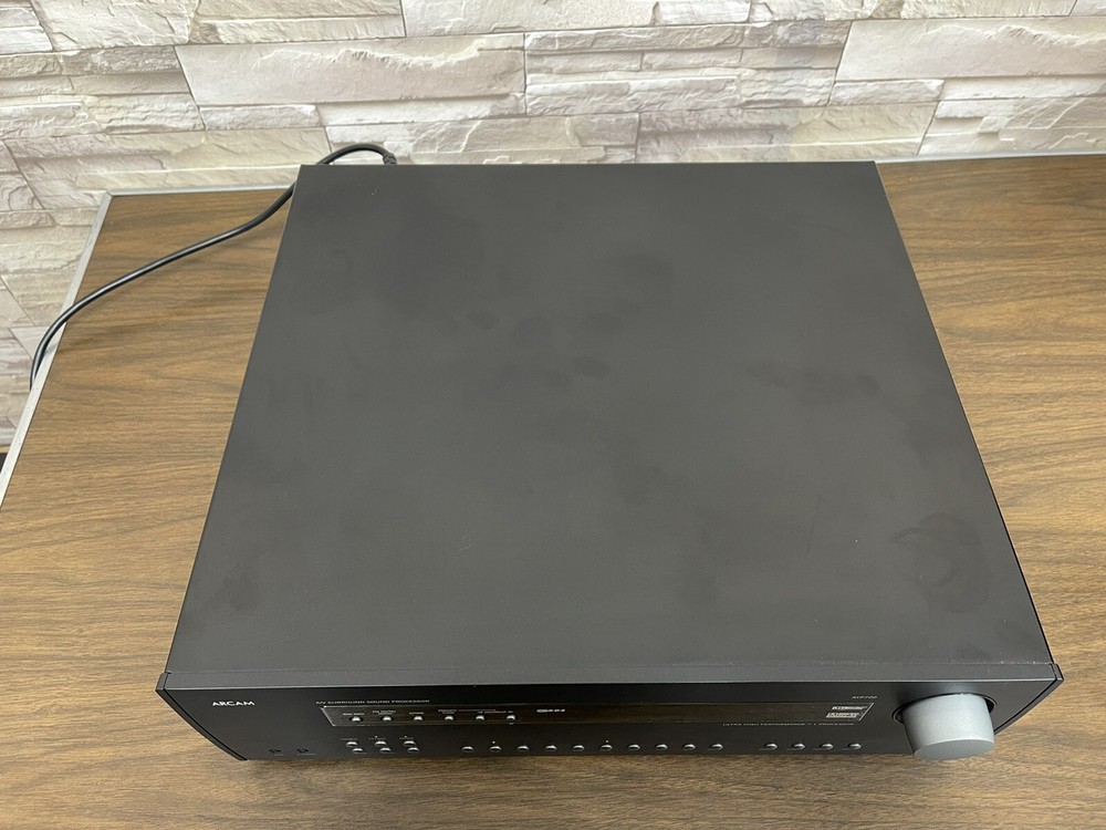 ARCAM AVP-700 A/V Processor Works Great