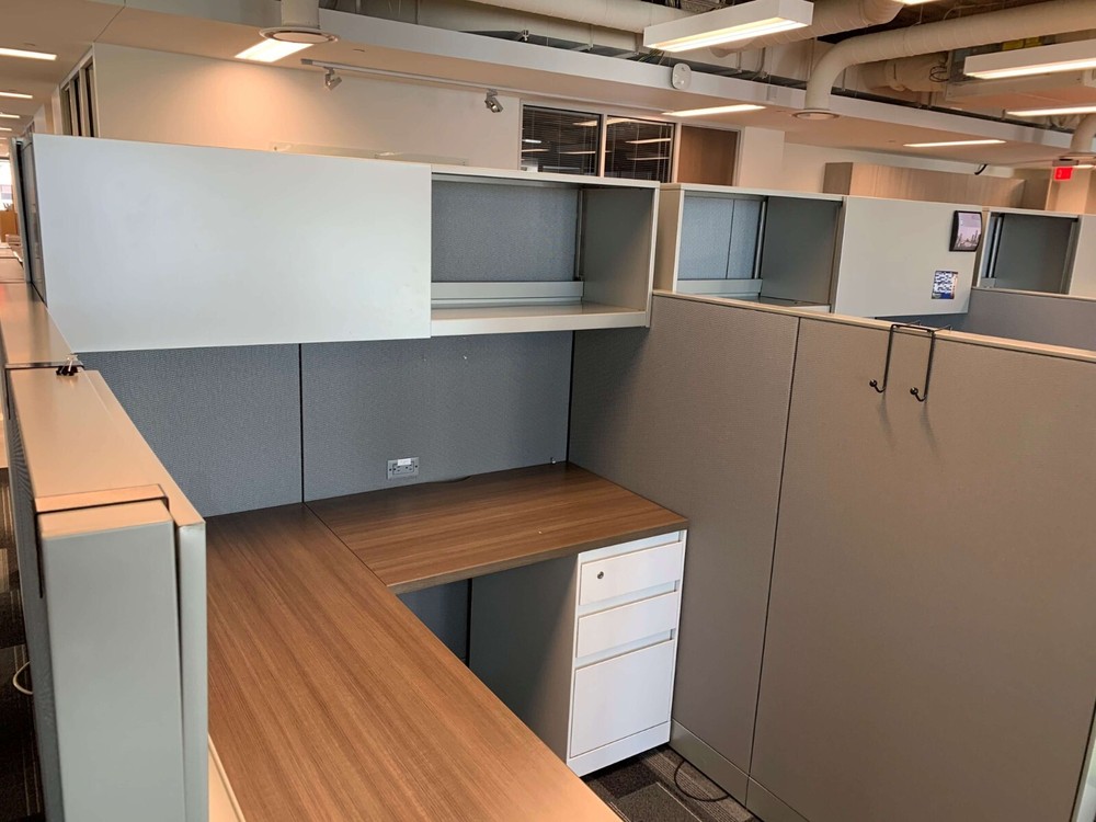 Steelcase Answer 72x72 Preowned Cubicles