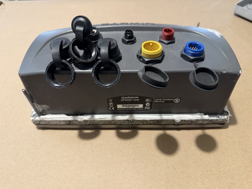 Garmin GPSMAP 4208 ChartPlotter Head Unit & Suncover (READ!)(Parts Not Working)